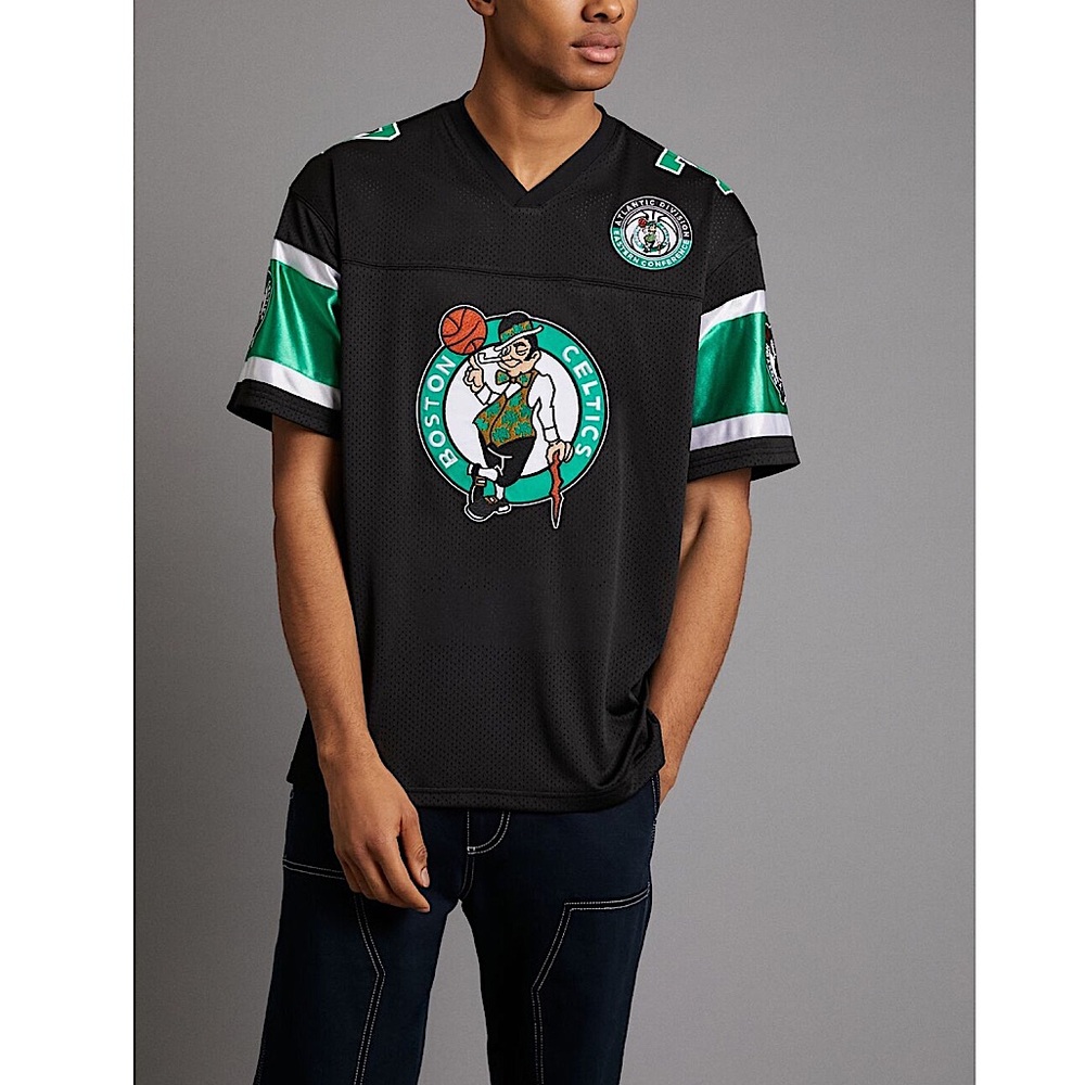 NBA MENS BOSTON CELTICS JERSEY PATCH TEE - Picture 2 of 8